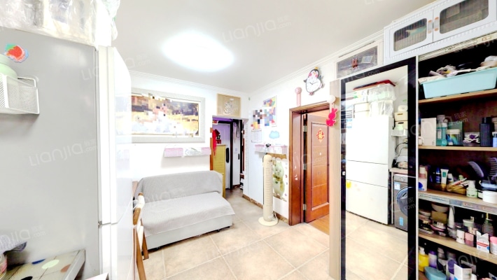 东大街35号院二手房实景图