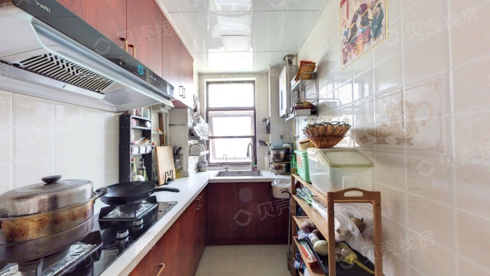 滨江一号 东边户 豪 华装修 全屋实木家具 中间楼层-厨房
