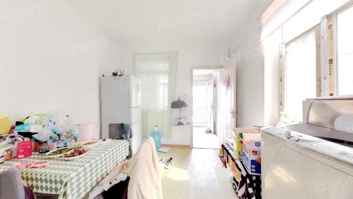 合瓦路106号二手房实景图