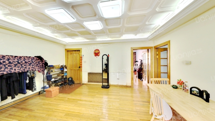 工厂街二手房实景图