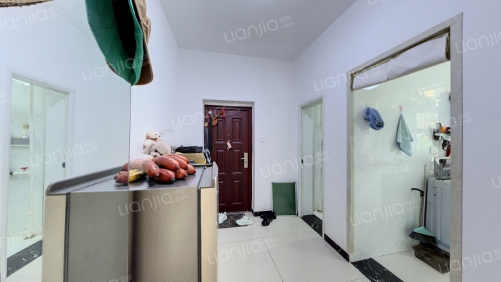 宁安路182号二手房实景图