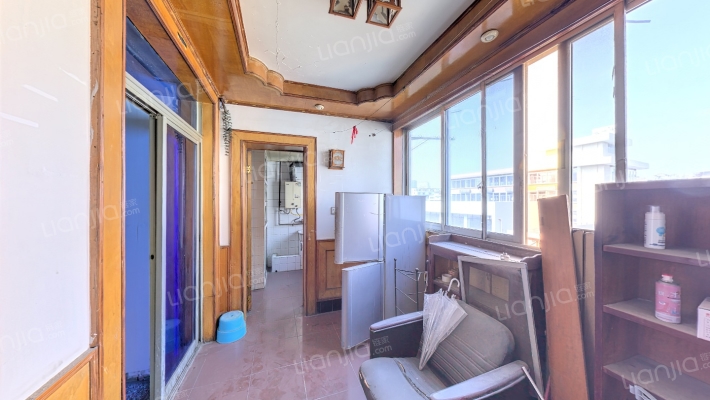 大石东路右三巷5号二手房实景图