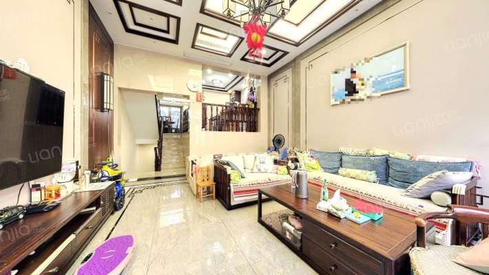 天鹅湖庄园二手房实景图