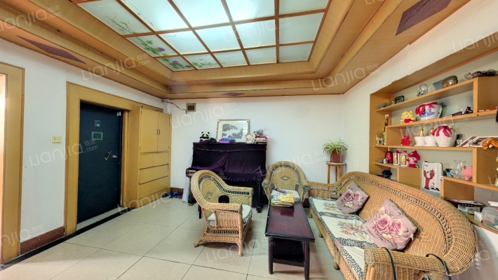 金轮第一居二手房实景图