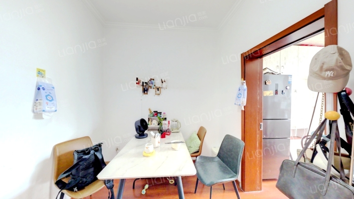 海关东巷二手房实景图