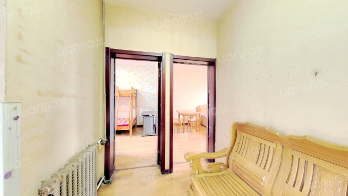 无线电十四厂宿舍二手房实景图