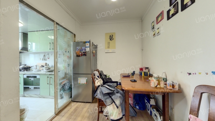 环山村二手房实景图