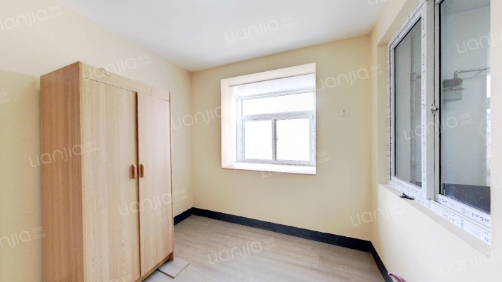 历山路58号二手房实景图