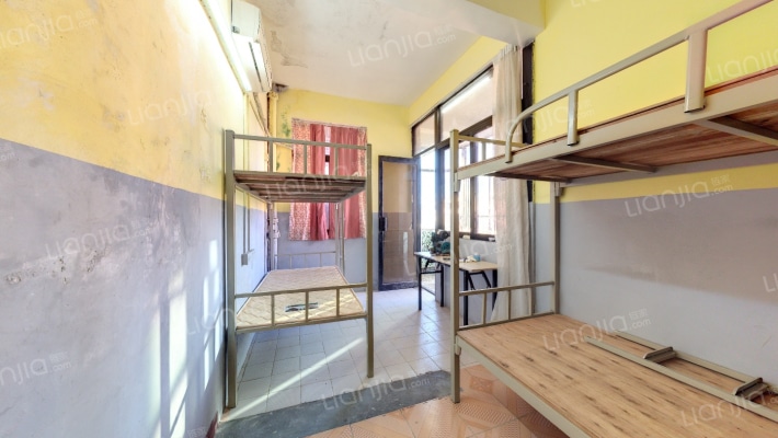 红旗村东江花园二手房实景图