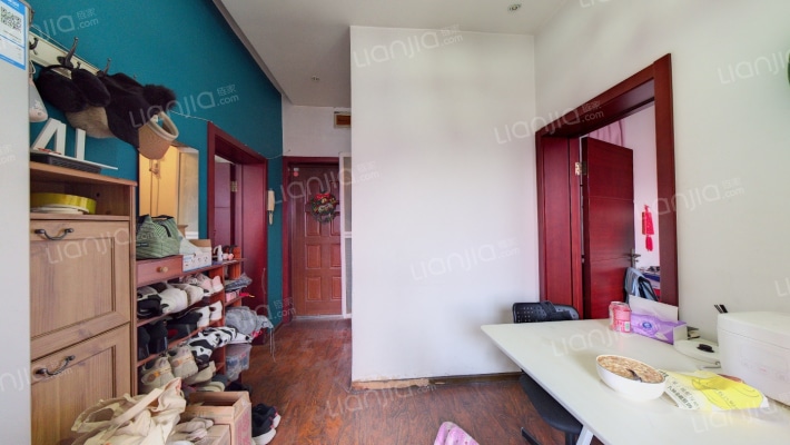 六里屯西里二手房实景图