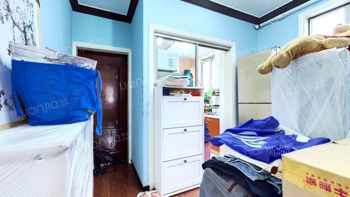 万航公寓二手房实景图