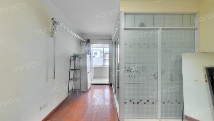 朝阳小区二手房实景图