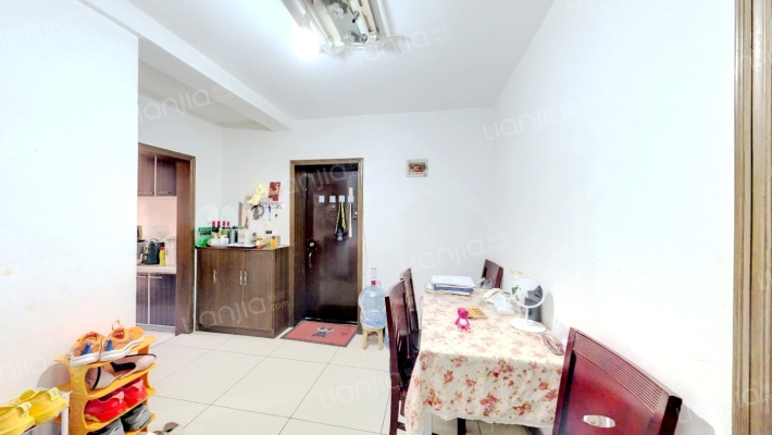 安庆路171号二手房实景图