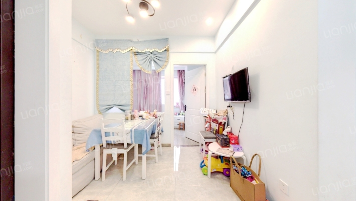 体育场路468号二手房实景图