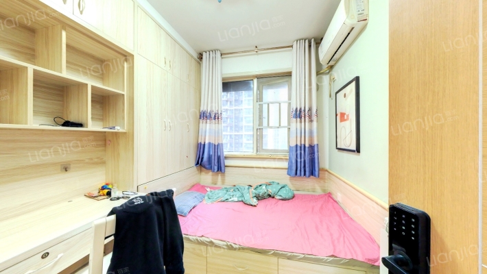 万科城花璟苑二手房实景图