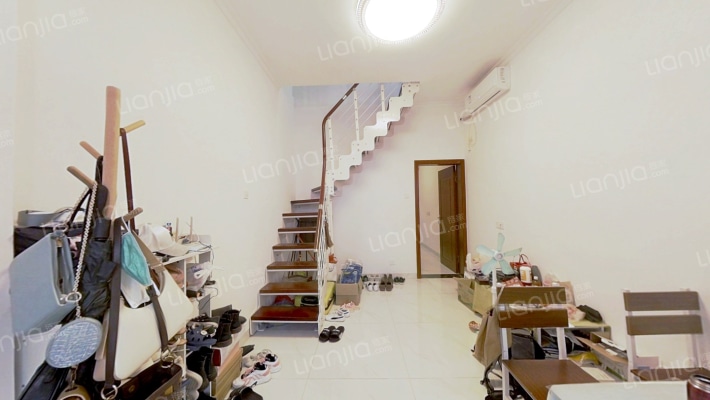 白鹿路二手房实景图