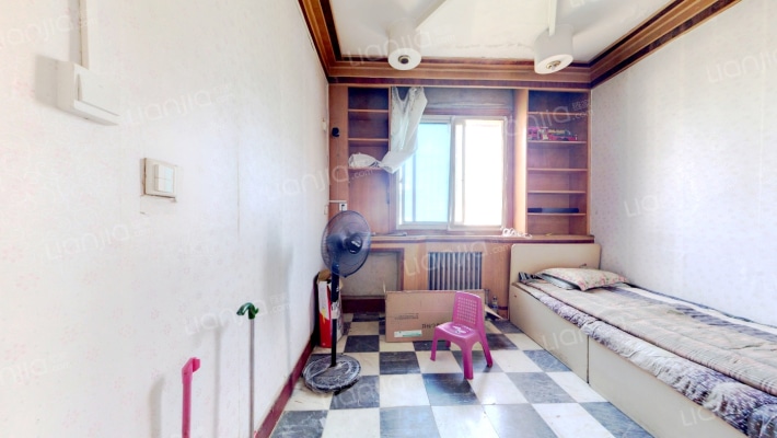 伊河路17号院二手房实景图