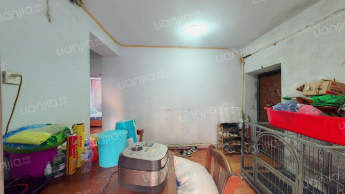 蓝新街二手房实景图