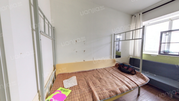 托乐嘉单身公寓二手房实景图