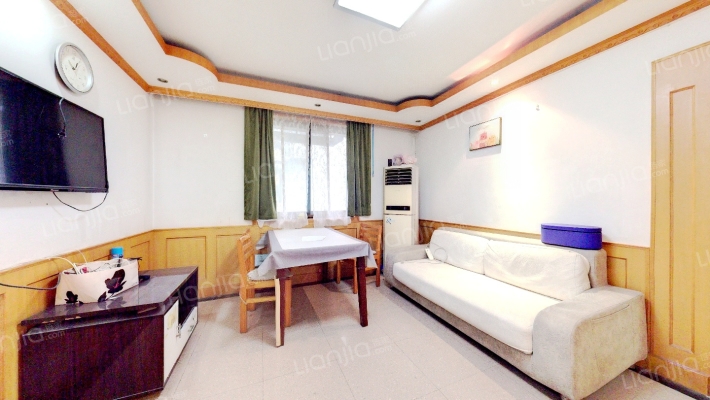 露园二手房实景图