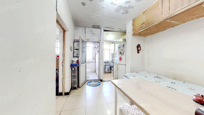 郑王坟141号院二手房实景图