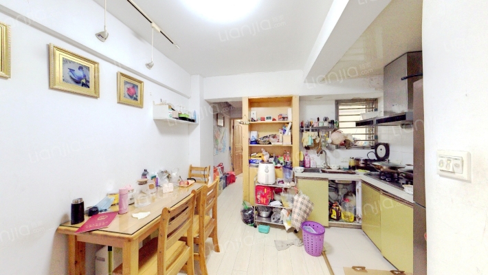 东白菜园二手房实景图