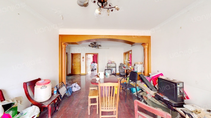 春潮花园三区二手房实景图