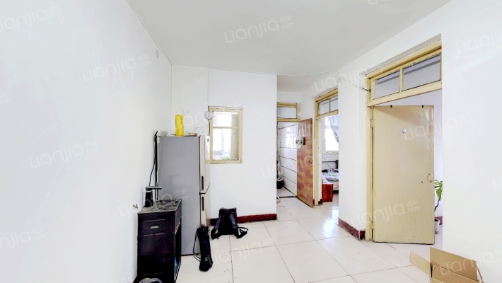 红旗小区二手房实景图