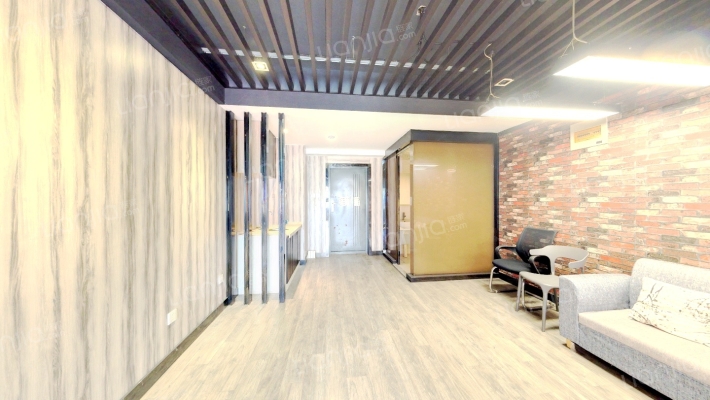 新天地广场公寓二手房实景图