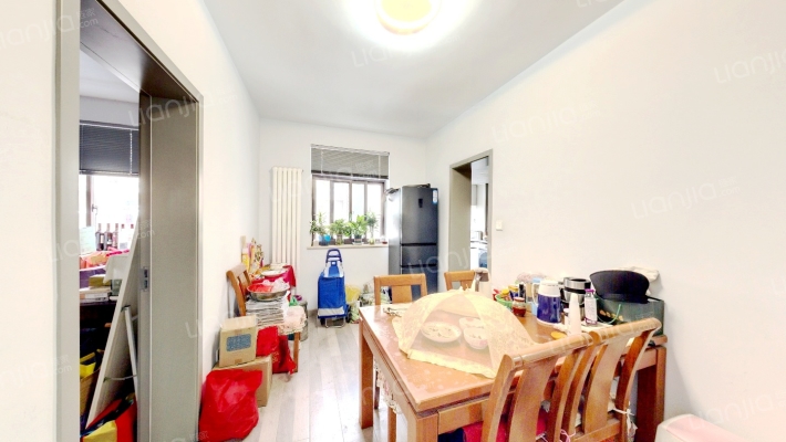 设计院家属院二手房实景图