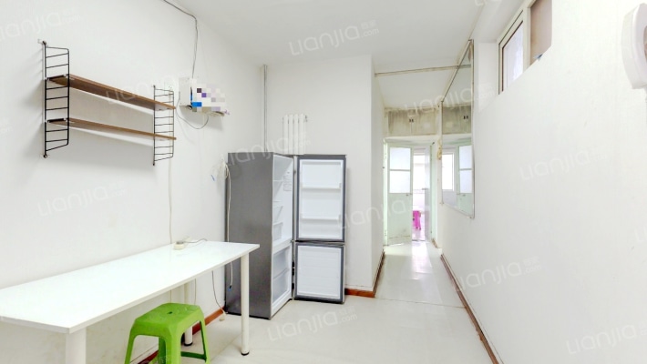 安装宿舍二手房实景图