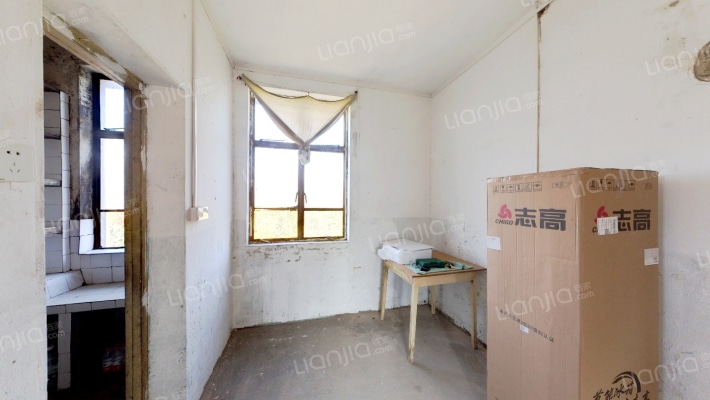 武缝宿舍二手房实景图