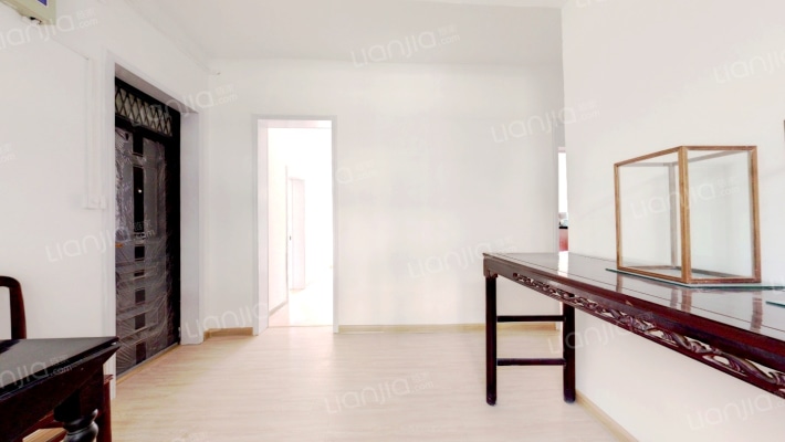 一轻局宿舍二手房实景图