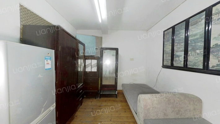 灵响新村二手房实景图