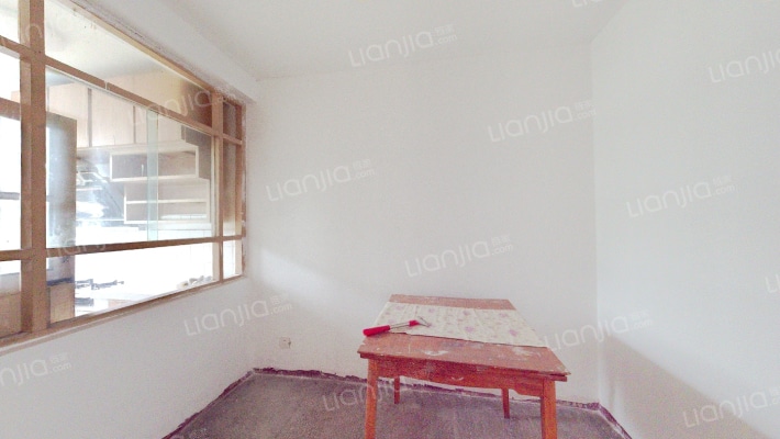 晶体管厂宿舍二手房实景图