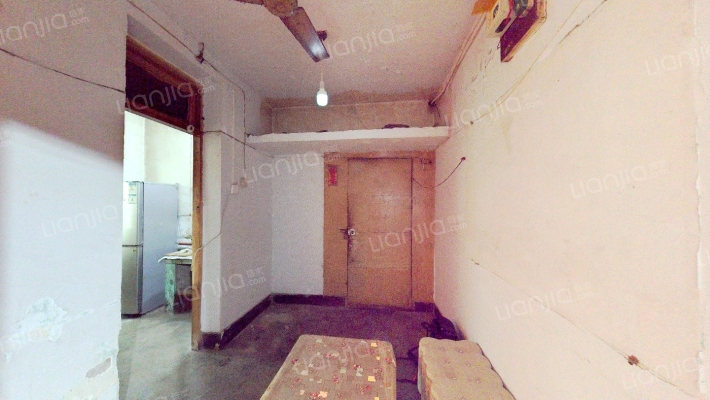 卫生路38号二手房实景图