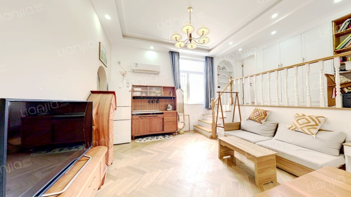 银轮花园二手房实景图