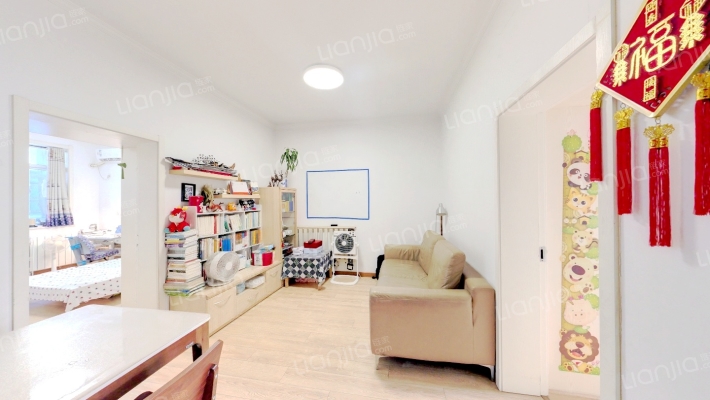 人民巷八号大院二手房实景图