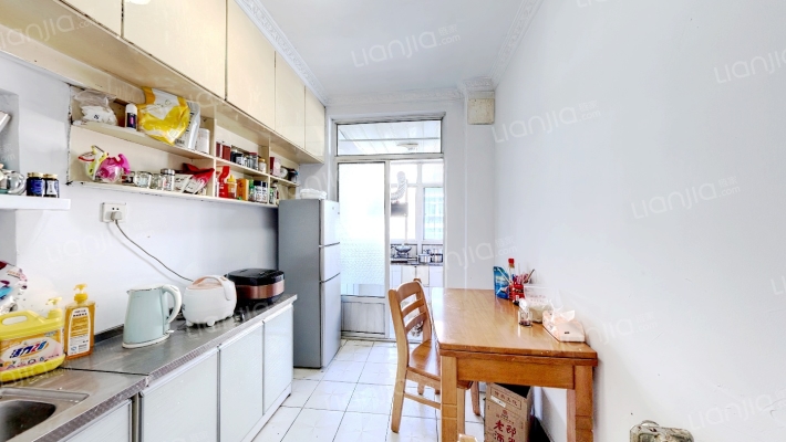 白春街二手房实景图