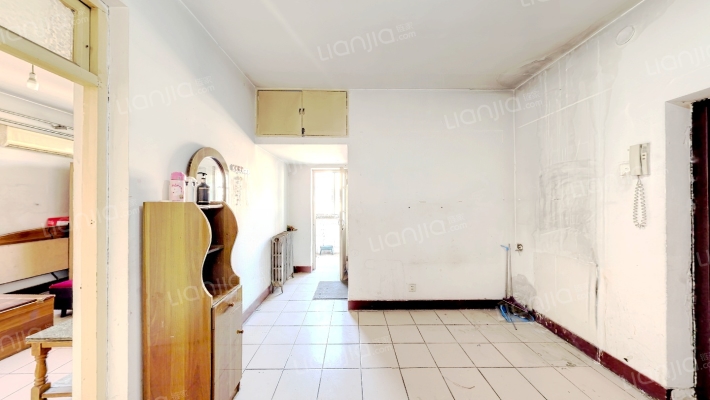 省纪检委宿舍二手房实景图