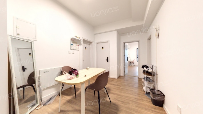 人居东湖长岛二手房实景图