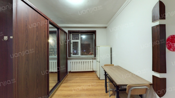 红旗嘉园二手房实景图