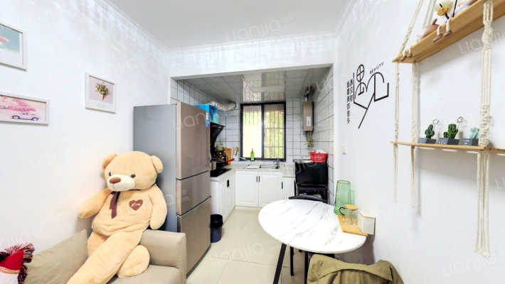 文思新村二手房实景图