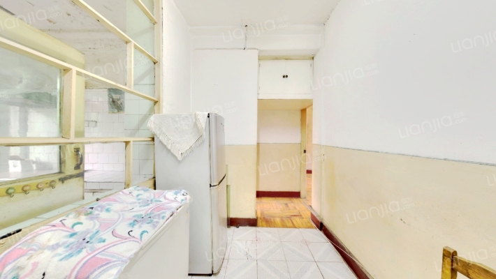 大炼油家属楼二手房实景图