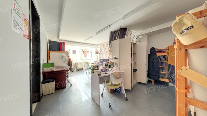 海纳尊邸二手房实景图