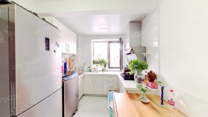 新居西里二手房实景图