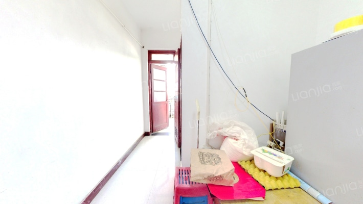 医药公司家属院二手房实景图