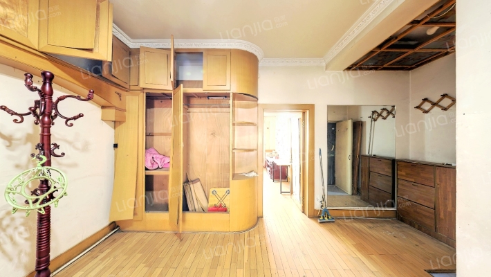 教委小区二手房实景图