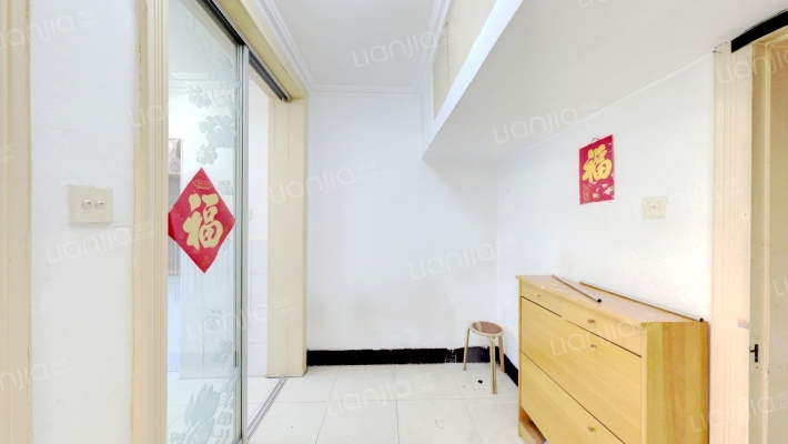 红旗小区二手房实景图