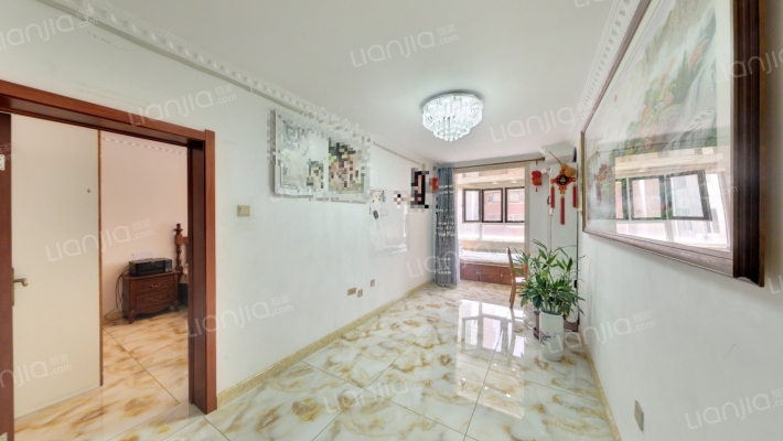 黄色楼小区二手房实景图